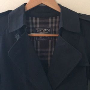 COPY - 💙Vintage Burberry trench💙